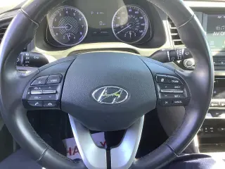Hyundai ELANTRA 2019 SE 4dr Sedan 6M