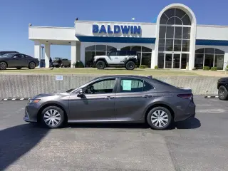 Toyota Camry Hybrid 2023 LE 4dr Sedan