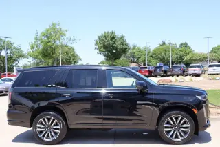 2023 Cadillac Escalade 4WD Sport
