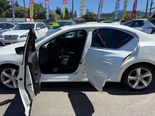 2014 Acura ILX 2.0L w/Tech