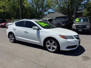 2014 Acura ILX 2.0L w/Tech