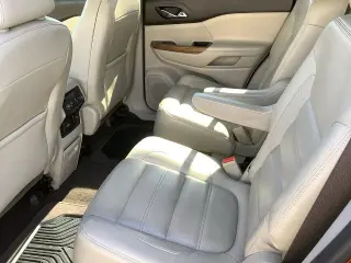 GMC Acadia 2017 Denali 4dr SUV
