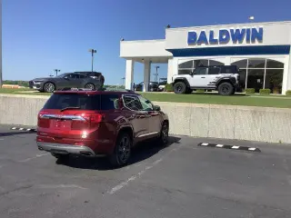 GMC Acadia 2017 Denali 4dr SUV
