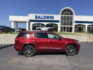 GMC Acadia 2017 Denali 4dr SUV