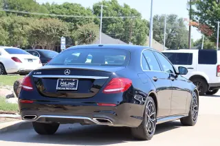 2019 Mercedes-Benz E 300 RWD Sedan