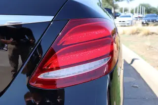 2019 Mercedes-Benz E 300 RWD Sedan