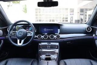2019 Mercedes-Benz E 300 RWD Sedan