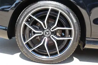 2019 Mercedes-Benz E 300 RWD Sedan