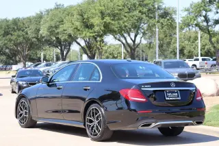 2019 Mercedes-Benz E 300 RWD Sedan
