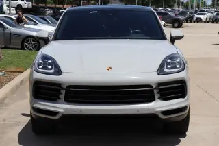 2022 Porsche Cayenne Platinum Edition