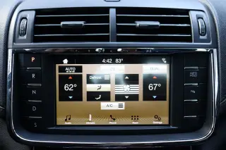 2018 Lincoln Continental Premiere