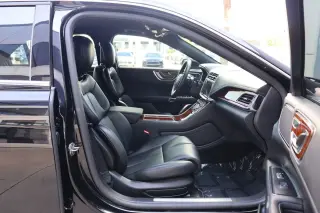 2018 Lincoln Continental Premiere