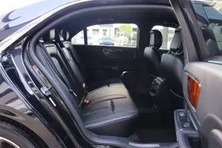 2018 Lincoln Continental Premiere