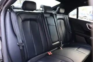 2018 Lincoln Continental Premiere