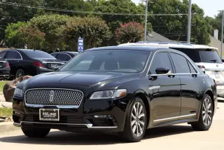2018 Lincoln Continental Premiere