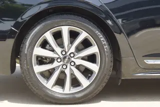 2018 Lincoln Continental Premiere