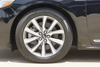 2018 Lincoln Continental Premiere