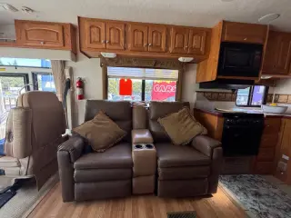 2005 Damien Ultra Sport 3465 LE –