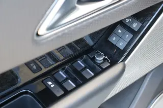 2018 Land Rover Range Rover Velar R-Dynamic SE