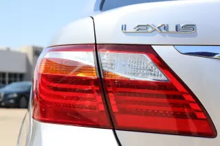 2010 Lexus LS 460 