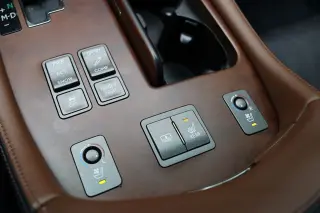 2010 Lexus LS 460 