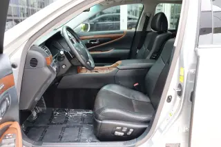 2010 Lexus LS 460 