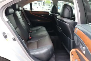 2010 Lexus LS 460 