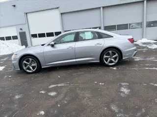 Audi A6 2024 AWD quattro Premium Plus 55 TFSI 4 puertas Sedán