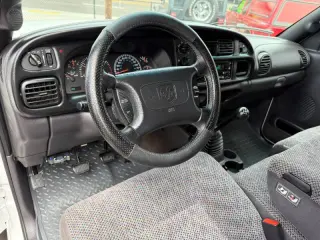 1999 Dodge Ram 2500 Laramie SLT