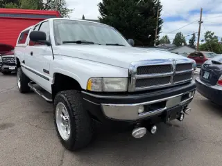 1999 Dodge Ram 2500 Laramie SLT
