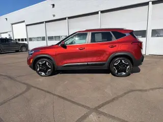 Kia Seltos 2025 AWD SX SUV de 4 puertas