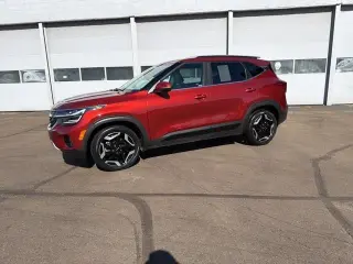 Kia Seltos 2025 AWD SX SUV de 4 puertas