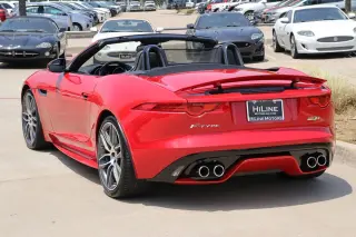 2017 Jaguar F-TYPE R