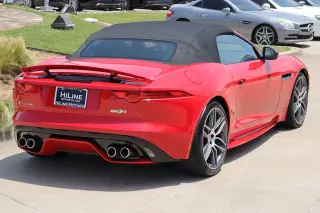 2017 Jaguar F-TYPE R