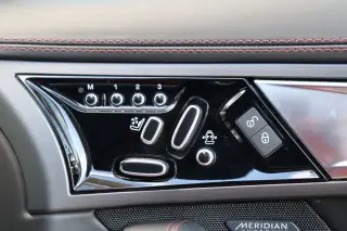 2017 Jaguar F-TYPE R