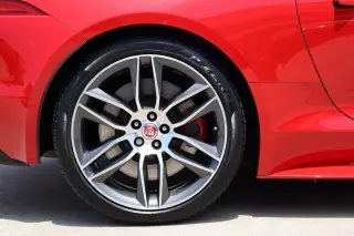 2017 Jaguar F-TYPE R
