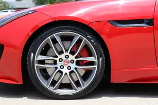 2017 Jaguar F-TYPE R
