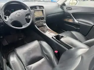 Lexus IS 250 2010 AWD 4dr Sedan