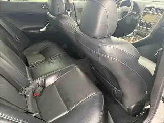 Lexus IS 250 2010 AWD 4dr Sedan