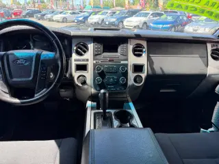 2016 Ford Expedition EL XLT