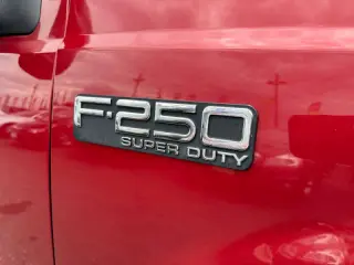2001 Ford F-250 Super Duty XLT