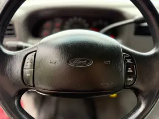 2001 Ford F-250 Super Duty XLT