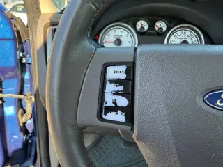 2009 Ford Focus SES