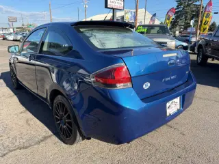 2009 Ford Focus SES