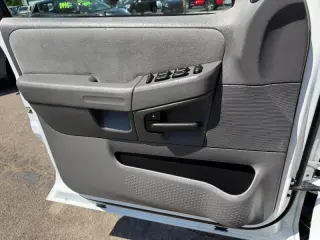 2005 Ford Explorer XLT