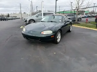 Mazda MX-5 Miata 1999 2dr Convertible