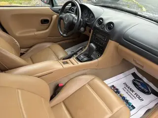 Mazda MX-5 Miata 1999 2dr Convertible