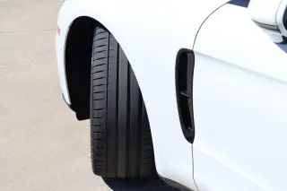 2018 Porsche Panamera 4