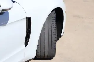 2018 Porsche Panamera 4