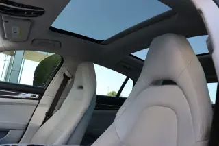 2018 Porsche Panamera 4